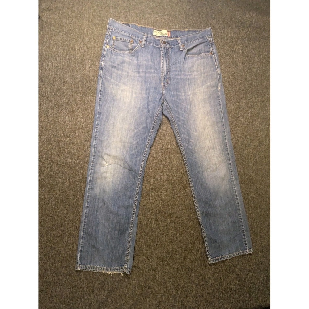 Vtg Levis 559 Relaxed Straight 38X32 Men's Blue Medium Wash Outside Denim Pants